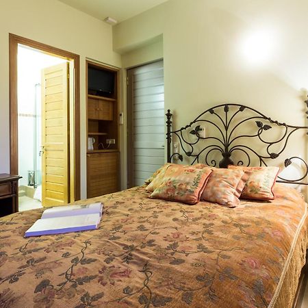 Elia Junior Suite In Epidavros With Shared Pool نيا إيبيدافروس المظهر الخارجي الصورة